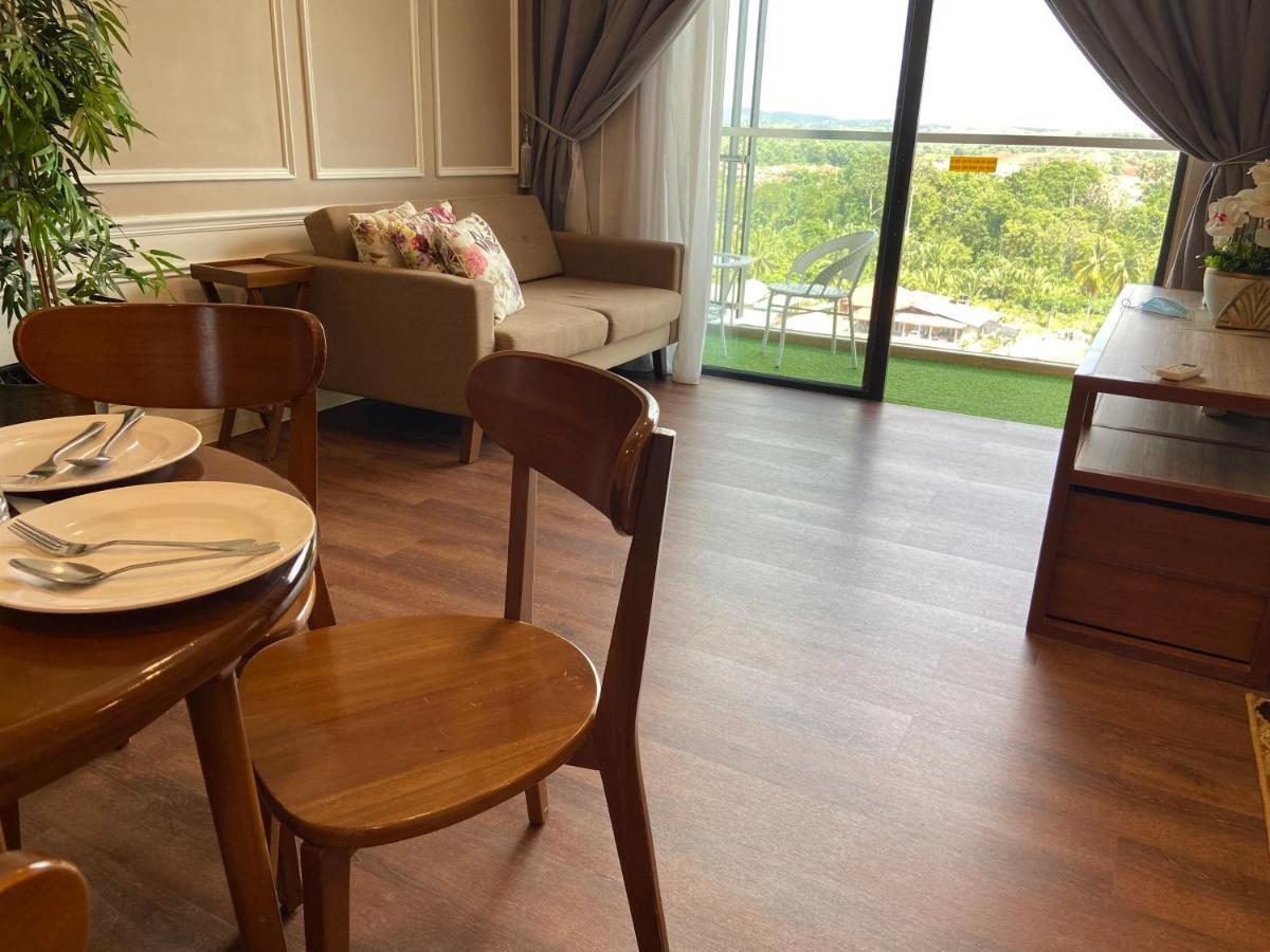 De Lavelle Suites @ Timur Bay SeaFront Residence Kuantan Extérieur photo