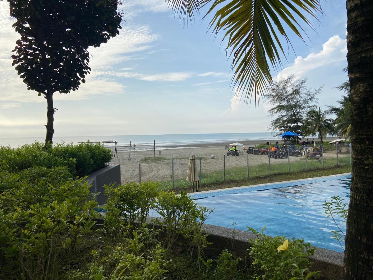 De Lavelle Suites @ Timur Bay SeaFront Residence Kuantan Extérieur photo