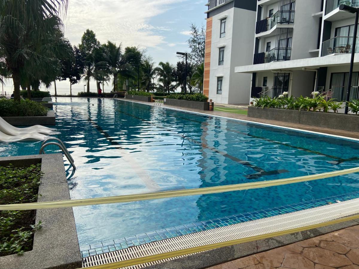 De Lavelle Suites @ Timur Bay SeaFront Residence Kuantan Extérieur photo