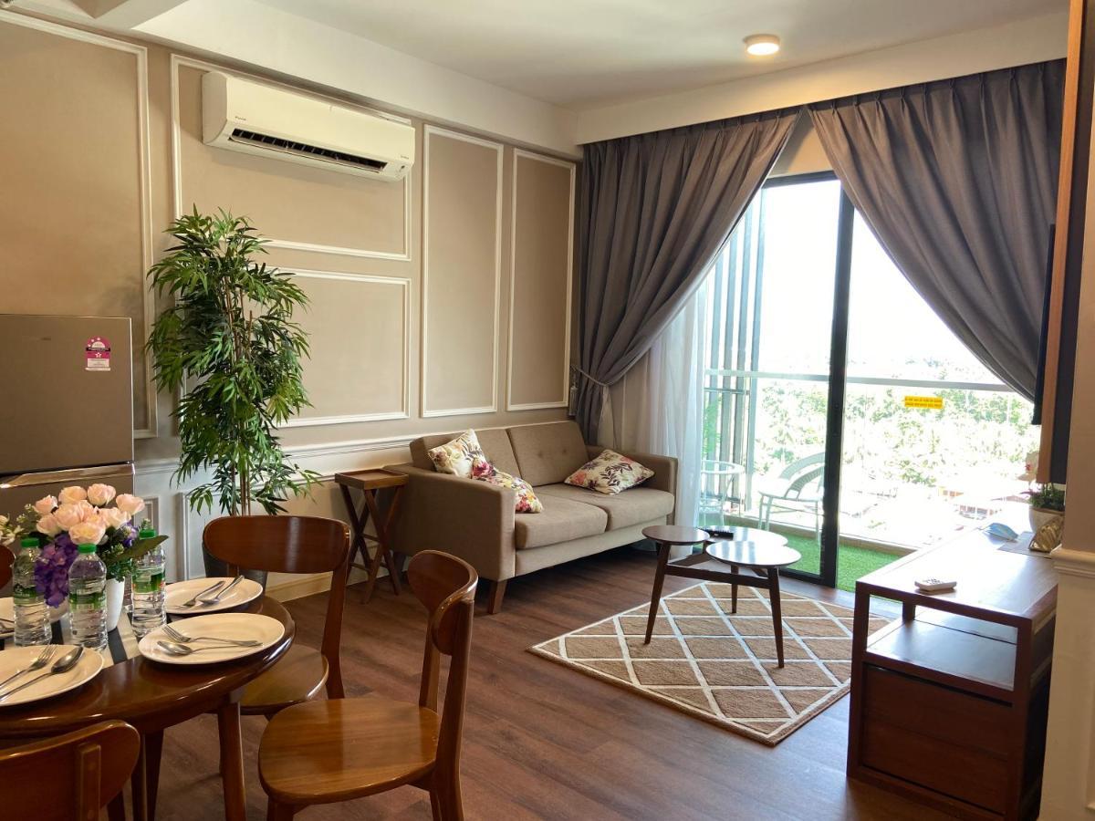 De Lavelle Suites @ Timur Bay SeaFront Residence Kuantan Extérieur photo